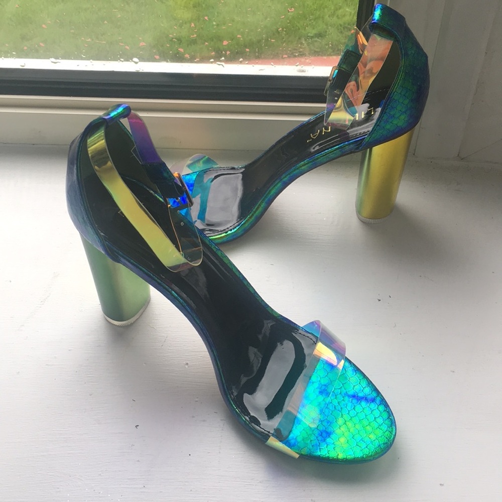 Heels never worn